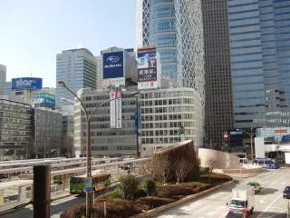 新宿駅西口からの道案内